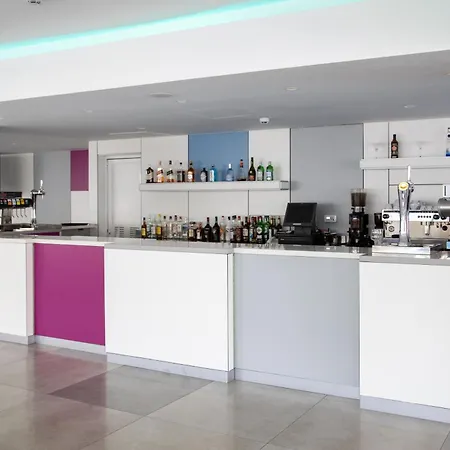 Appartement Deluxe Single With Half Board, Only Adults, Heated Pool, Playa Ingles Playa del Inglés